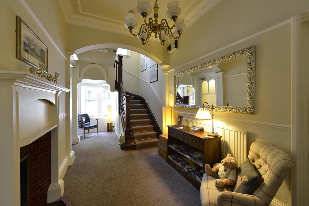 Torrdarach House Bed & Breakfast 피틀로크리 외부 사진